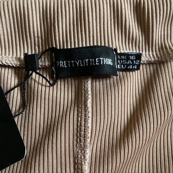 New! PrettyLittleThing Shape Ribbed High-waist Leggings - Picture 4 of 5